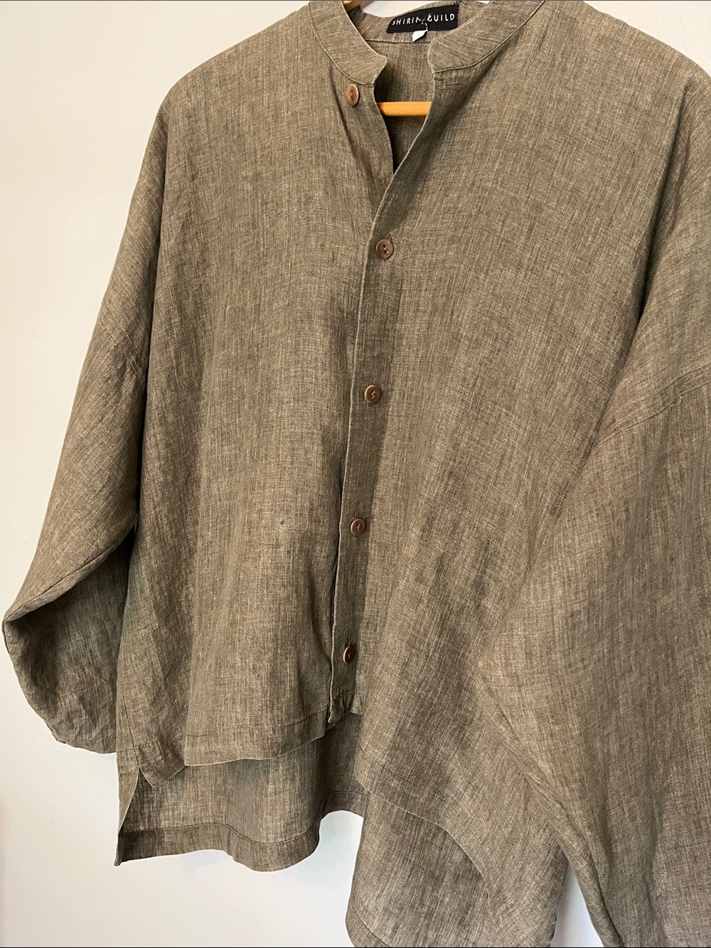 Shirin Guild Olive-Brown 100% Linen Button-Front Shirt - Picture 5 of 11